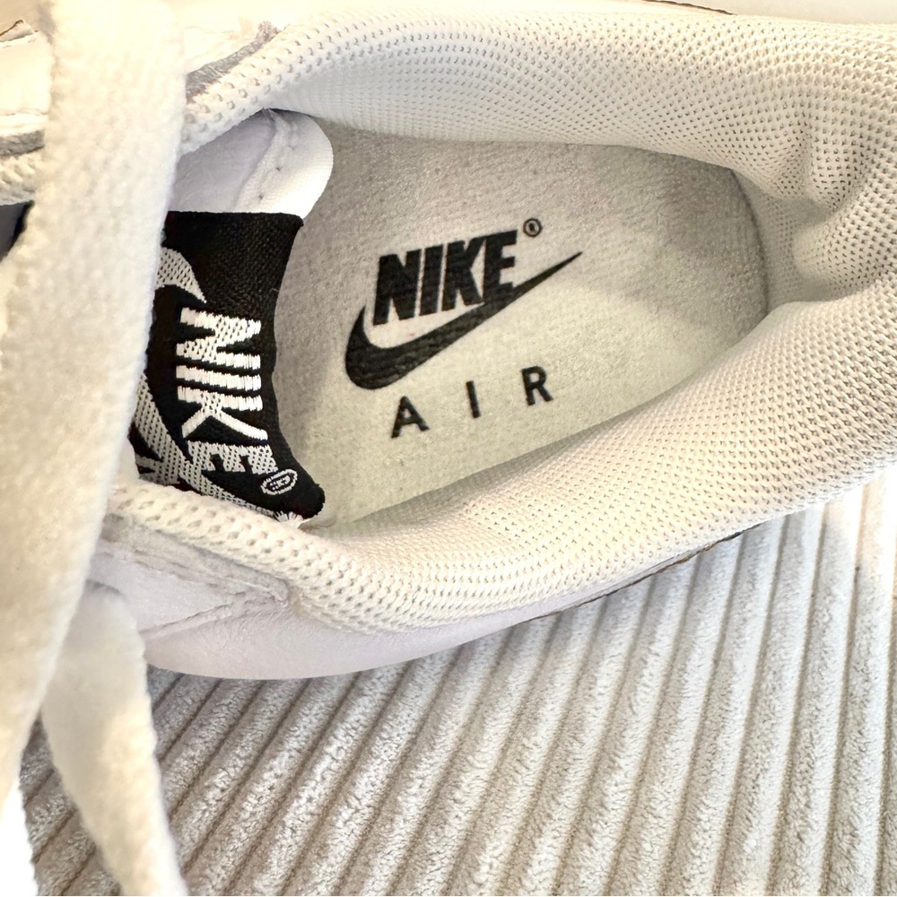 Nike Air Force 1 Low Retro Sneakers - Picture 8 of 9